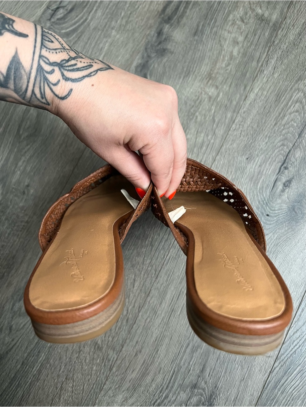 Universal Thread Woven Leather Pointed Toe Mules - Tan/Brown Size 6.5 - Picture 6 of 6